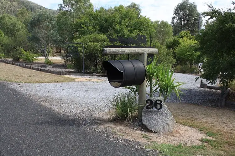 26 Waters Park Drive, Tamworth NSW 2340