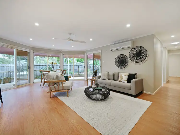 16 Croft Court, Carindale QLD 4152