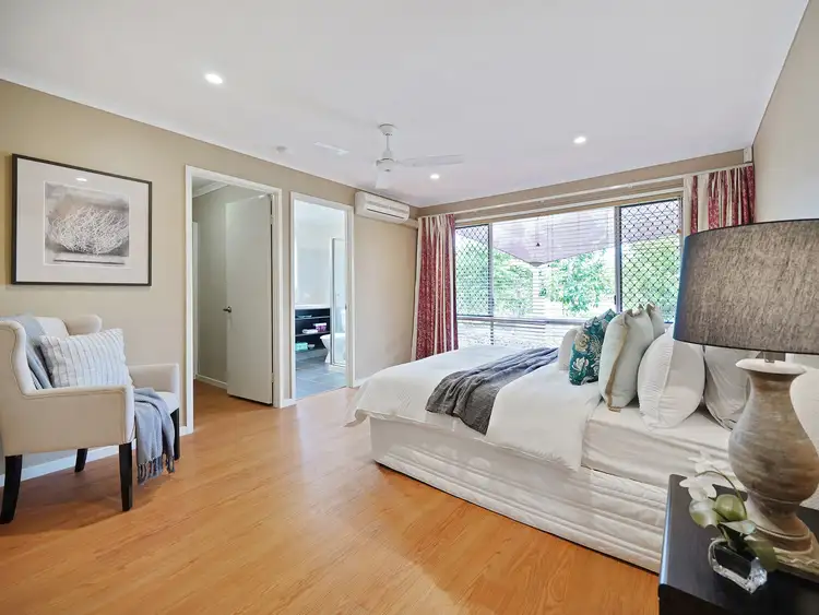 Sixth view of Homely house listing, 16 Croft Court, Carindale QLD 4152