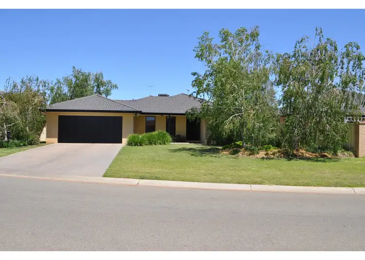 23 Rosewood Drive, Griffith NSW 2680