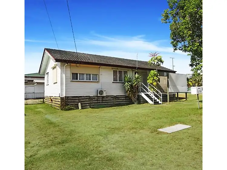 64 Griffith Road, Scarborough QLD 4020