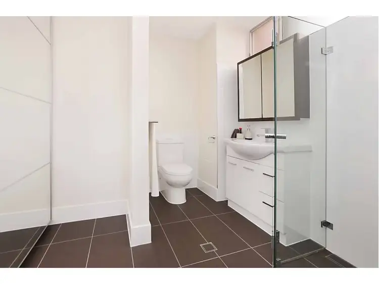 Fourth view of Homely apartment listing, 1/27 Miles Street, Clayfield QLD 4011