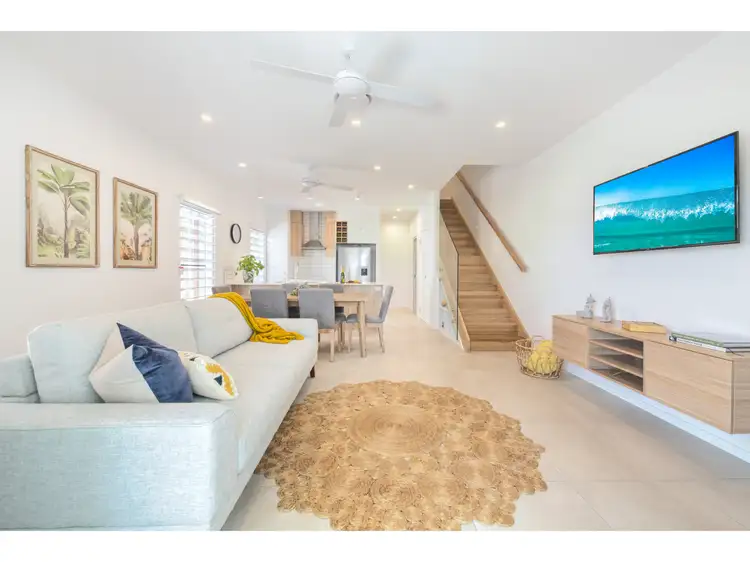 2/10 Hill Street, Sunshine Beach QLD 4567