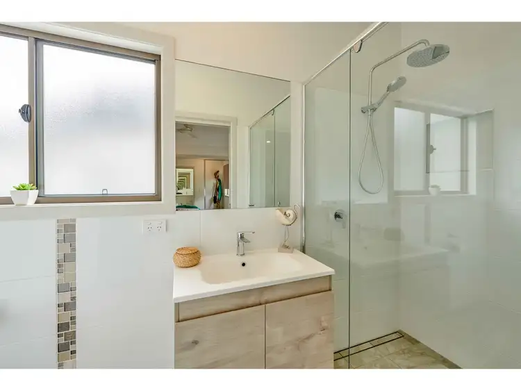 Sixth view of Homely house listing, 2/3 Portla Way, Ocean Shores NSW 2483
