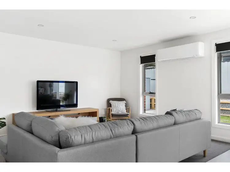 Sixth view of Homely unit listing, 1/211 Mainwaring Street, Beauty Point TAS 7270