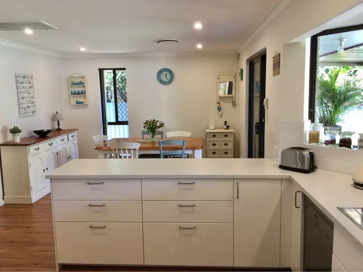 22 Barwon Street, Lesmurdie WA 6076