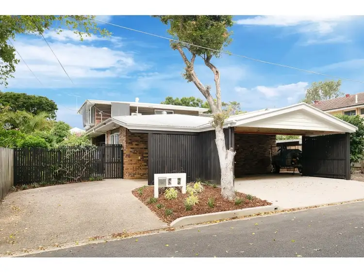 64 Little Lama Street, Chelmer QLD 4068