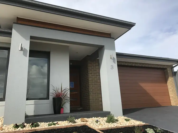 Third view of Homely house listing, 3 Terracini Court, Drouin VIC 3818