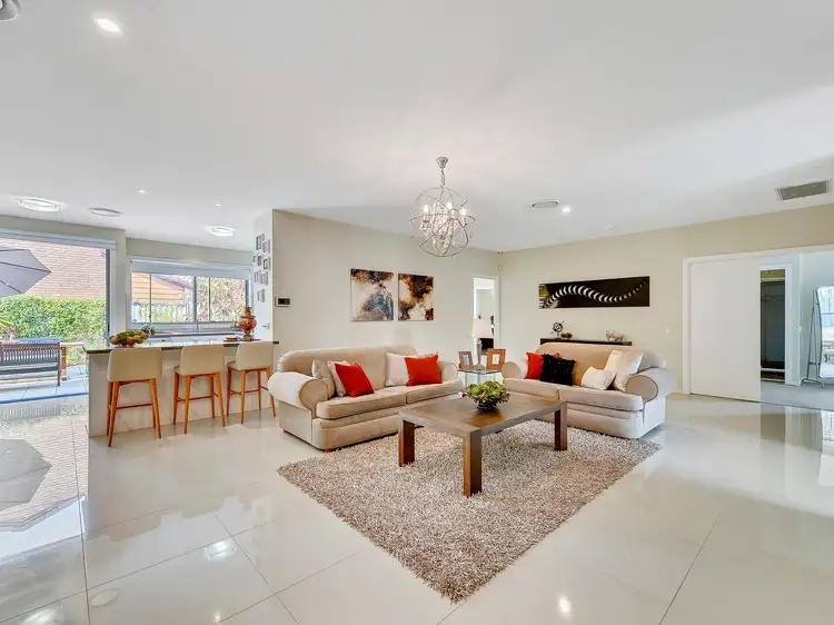 50 Donnington Street, Carindale QLD 4152
