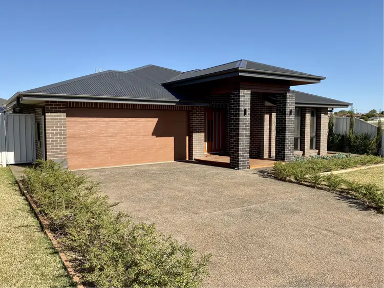 Main view of Homely house listing, 7 Prospector Avenue, Parkes NSW 2870