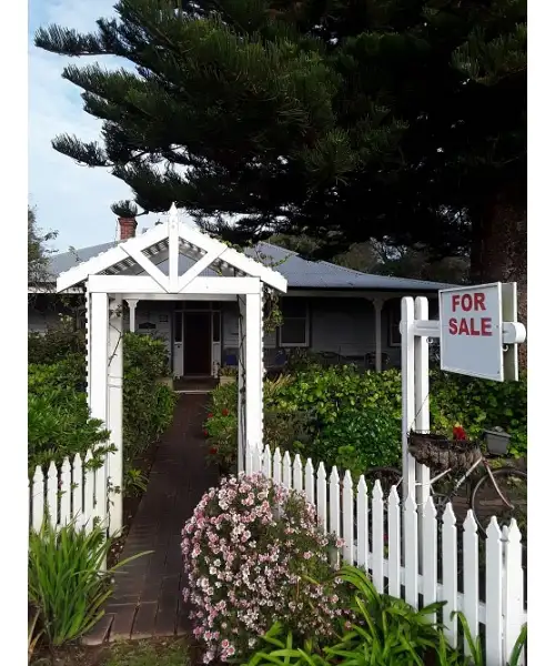 28 West street, Busselton WA 6280