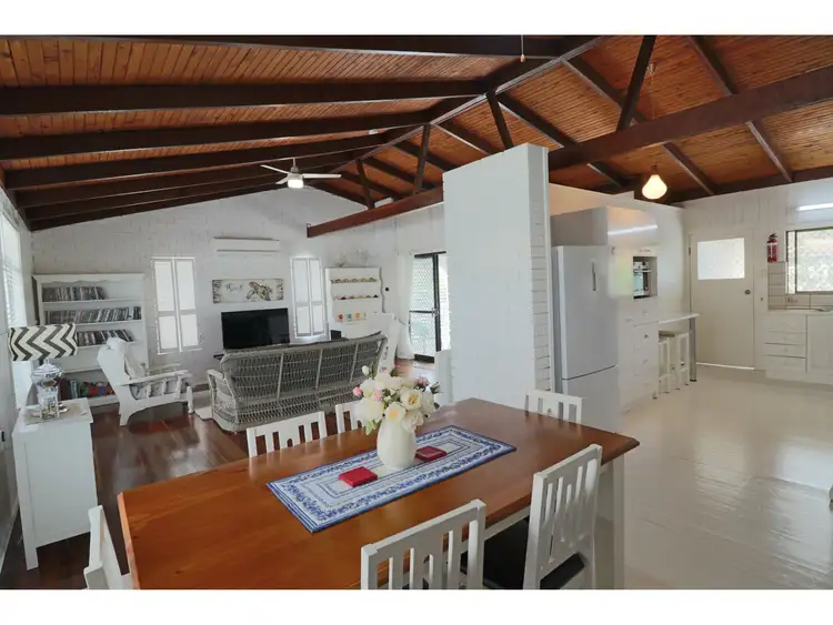 28 Zephyr Street, Scarness QLD 4655