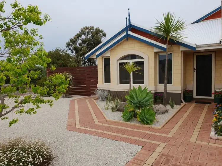 Second view of Homely house listing, 10 Rosevale Close, Dardanup WA 6236