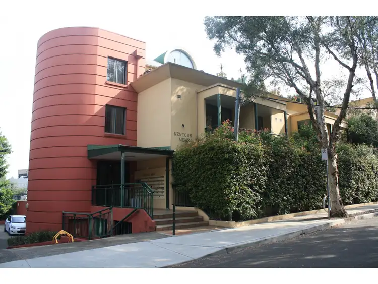 8/1 Linthorpe Street, Newtown NSW 2042
