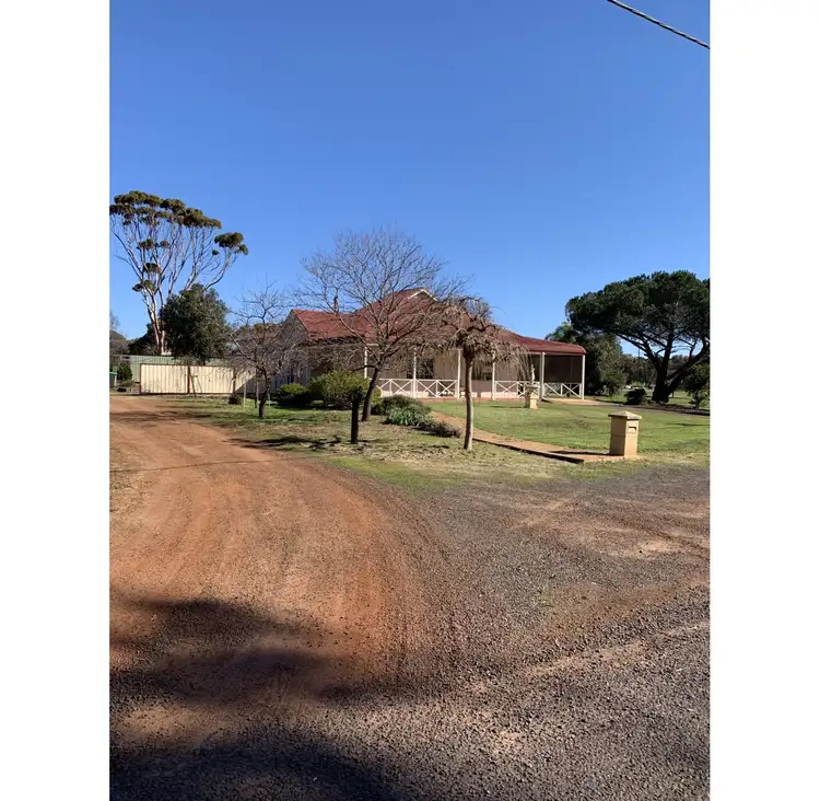 21 Nenke Street, Wagin WA 6315