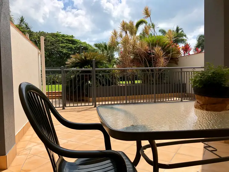 8/275-277 Esplanade, Cairns North QLD 4870