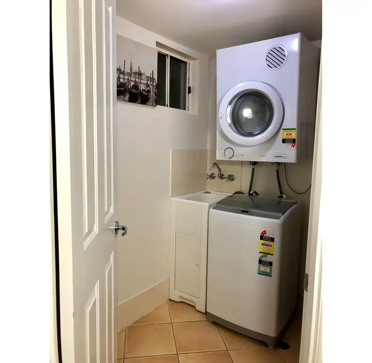 Fifth view of Homely unit listing, 8/275-277 Esplanade, Cairns North QLD 4870