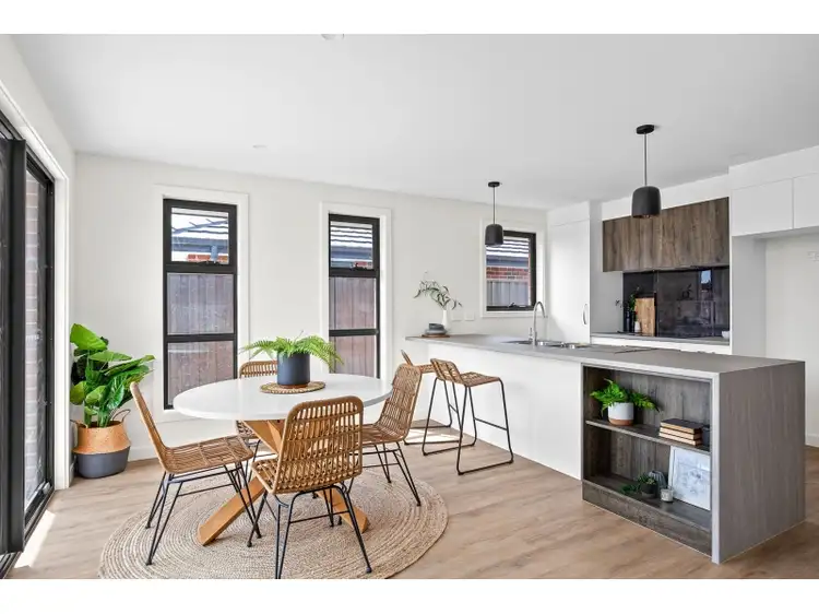 3/213 Mainwaring Street, Beauty Point TAS 7270