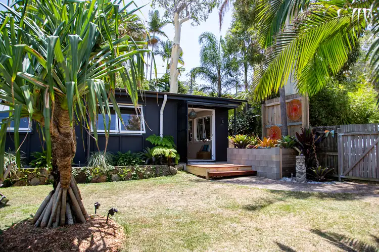 4 Jenyor Street, Yaroomba QLD 4573