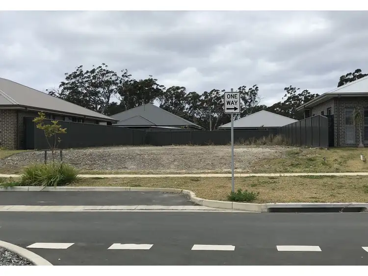64 Seagrass Avenue, Vincentia NSW 2540