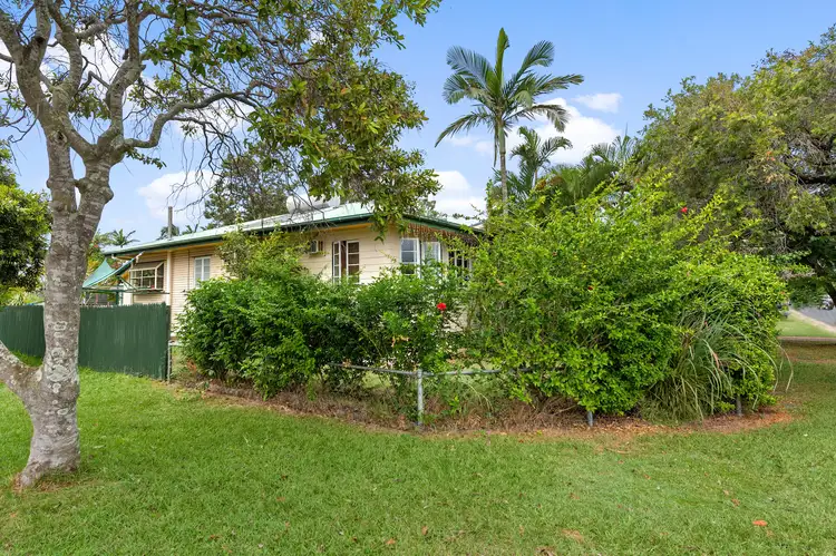 37 Watson Street, Clontarf QLD 4019