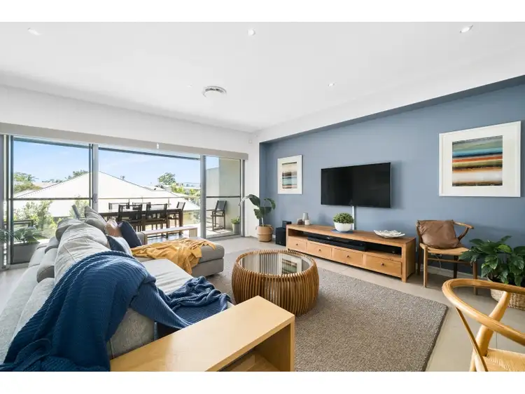 2/10 Carntyne Street, Morningside QLD 4170