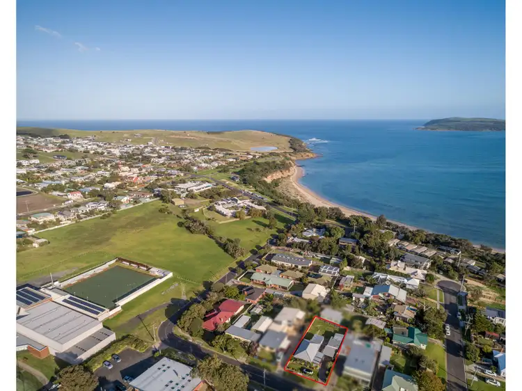 Fifth view of Homely house listing, 7 Thomas Grove, San Remo VIC 3925