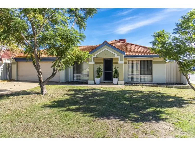 17 Ralphs Street, Seville Grove WA 6112