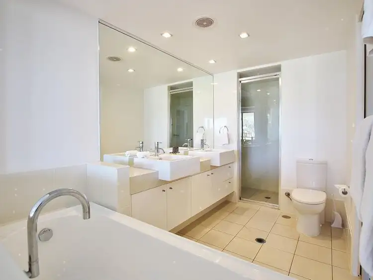 Seventh view of Homely apartment listing, 18/98 Scenic Highway, Lammermoor QLD 4703