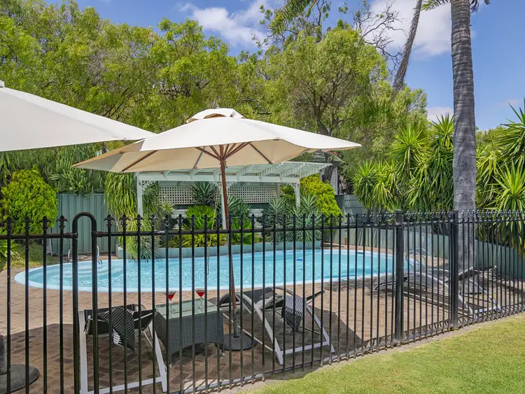 12 Jean Street, Busselton WA 6280
