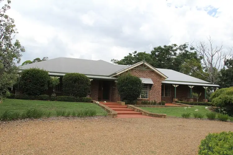 83 Reushle Road, Cabarlah QLD 4352