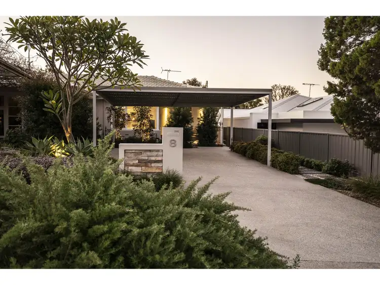 8 Rankin Way, Booragoon WA 6154