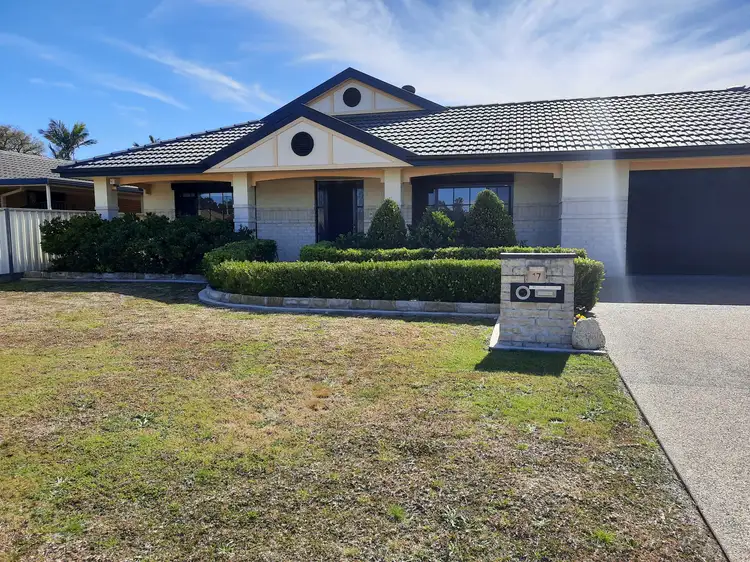 17 Main Road, Heddon Greta NSW 2321