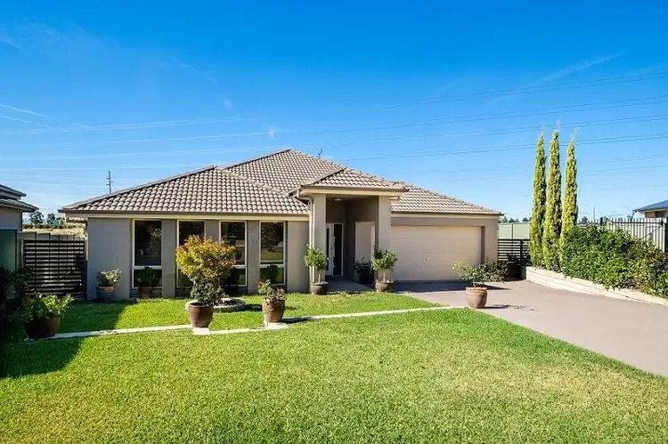 28 The Grange, Tamworth NSW 2340