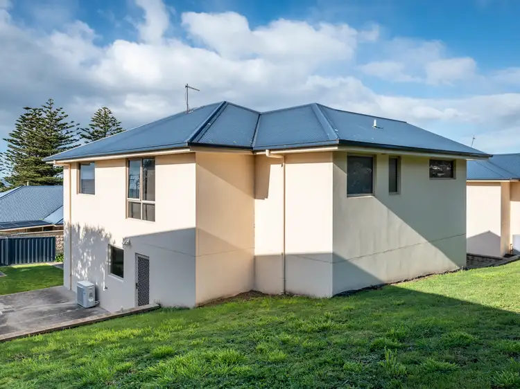 Fifth view of Homely townhouse listing, 4/20 Main Road, Penguin TAS 7316