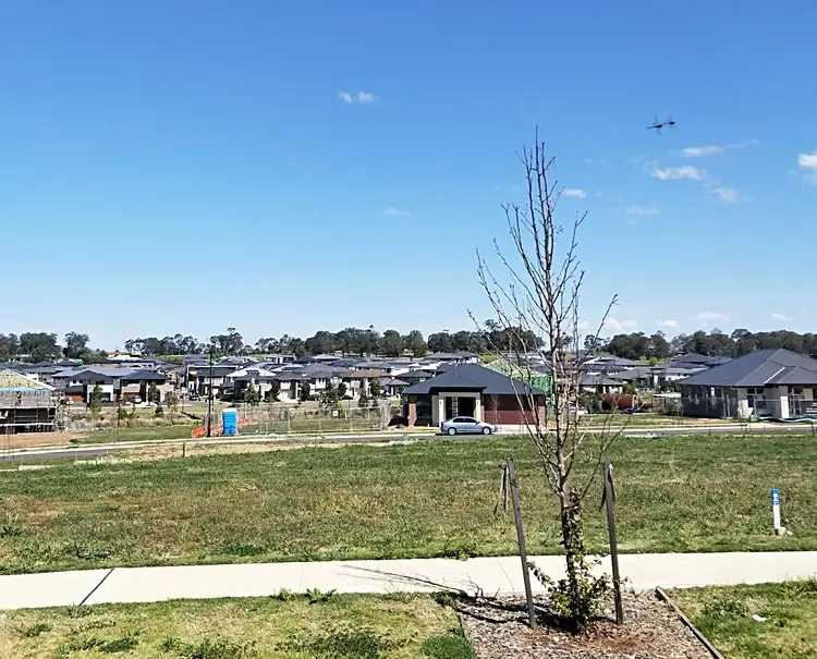 15 Newel Circuit, Box Hill NSW 2765