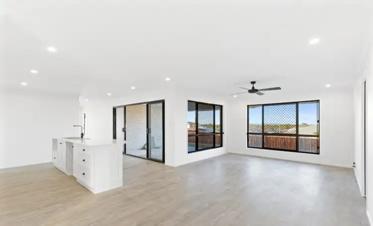 Fourth view of Homely house listing, 40 Shoalwater Circuit, Lammermoor QLD 4703