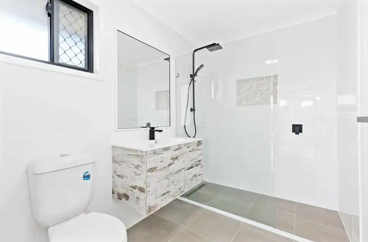Fifth view of Homely house listing, 40 Shoalwater Circuit, Lammermoor QLD 4703