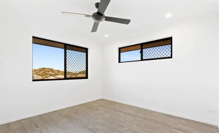 Seventh view of Homely house listing, 40 Shoalwater Circuit, Lammermoor QLD 4703