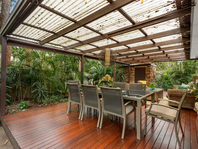 6 Collingrove Place, Forest Lake QLD 4078