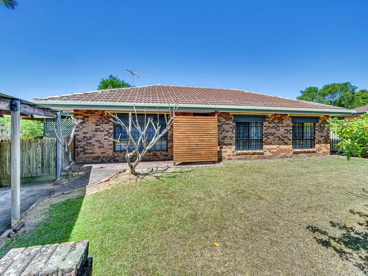 5 Tregana Cct, Edens Landing QLD 4207