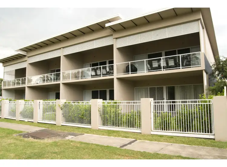 4/76 Pratten Street, Dalby QLD 4405