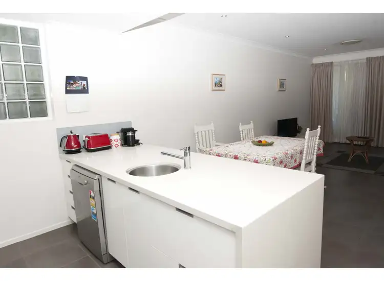 Fifth view of Homely unit listing, 4/76 Pratten Street, Dalby QLD 4405