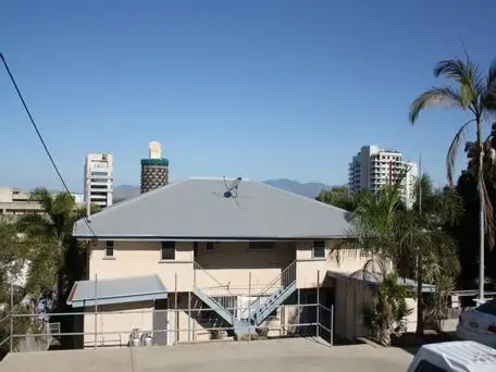 1 - 4/24 Hale Street, Townsville City QLD 4810