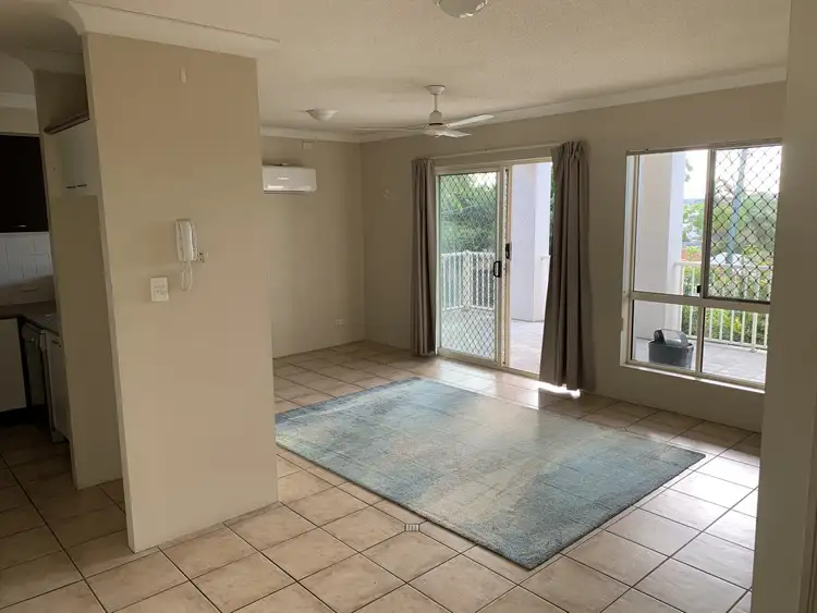 Main view of Homely unit listing, 9/5 Whytecliffe Street, Albion QLD 4010