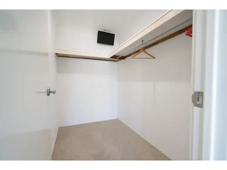 Sixth view of Homely house listing, 18 Kootingal Bend, Baldivis WA 6171