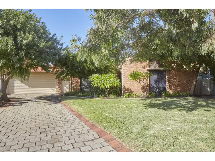 10 Heath Rise, Carine WA 6020