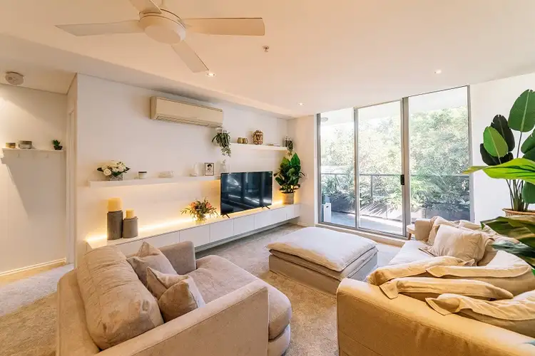 314/3 Como Crescent, Southport QLD 4215