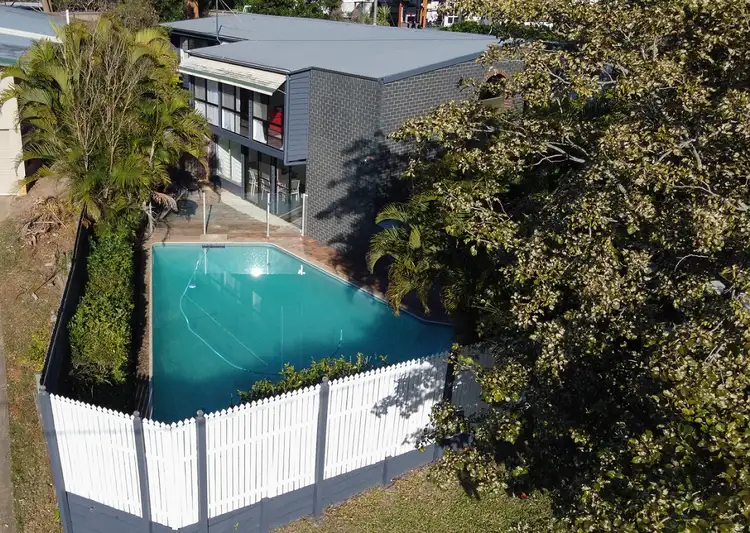 41 Pangeza Street, Stafford Heights QLD 4053