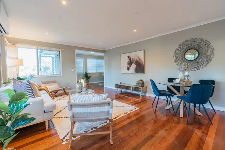 27 Minto Crescent, Arana Hills QLD 4054